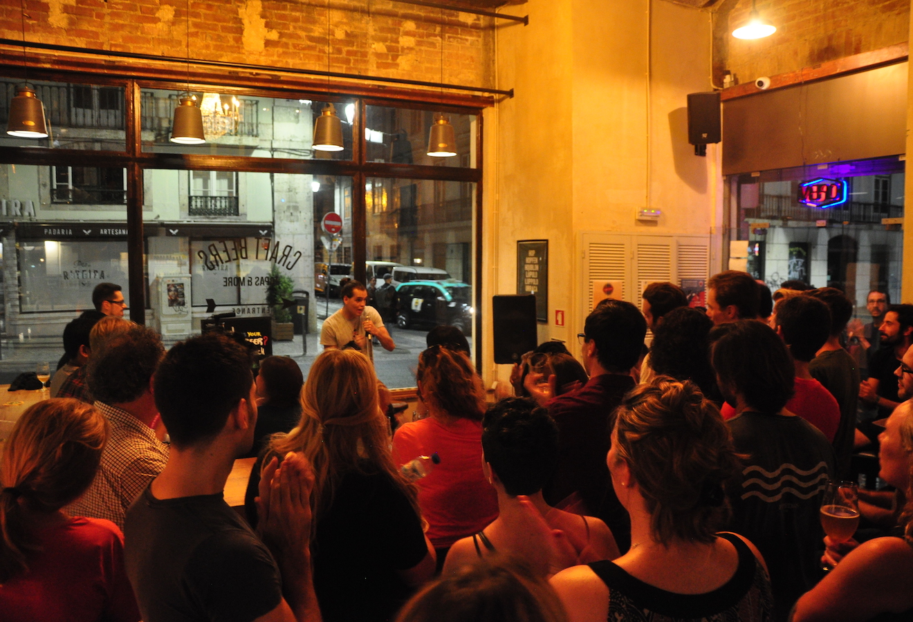 Open Mic at Crafty Corner with Andre de Freitas